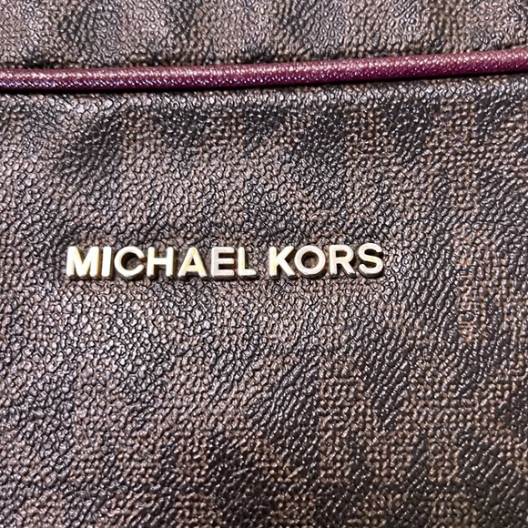 Burgundy MK bag - Picture 3 of 7